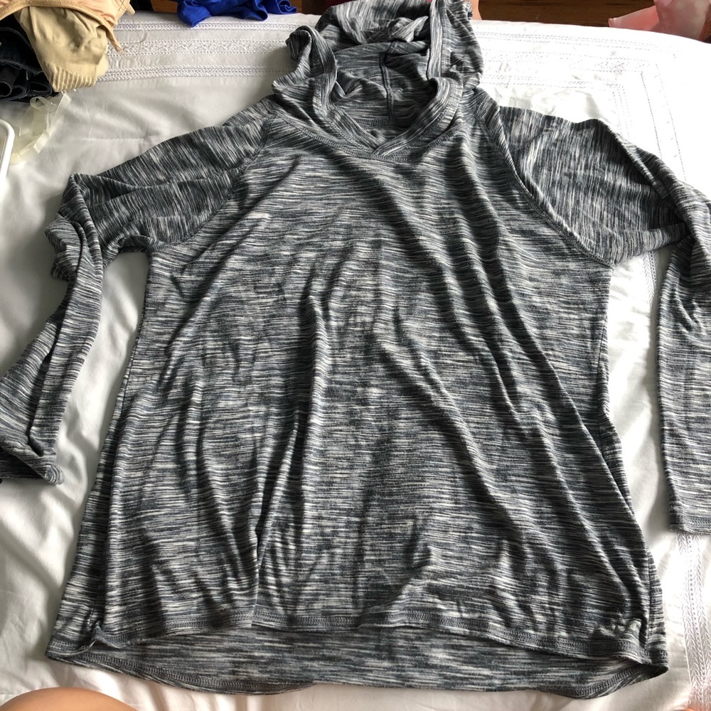 AVTA exercise shirts